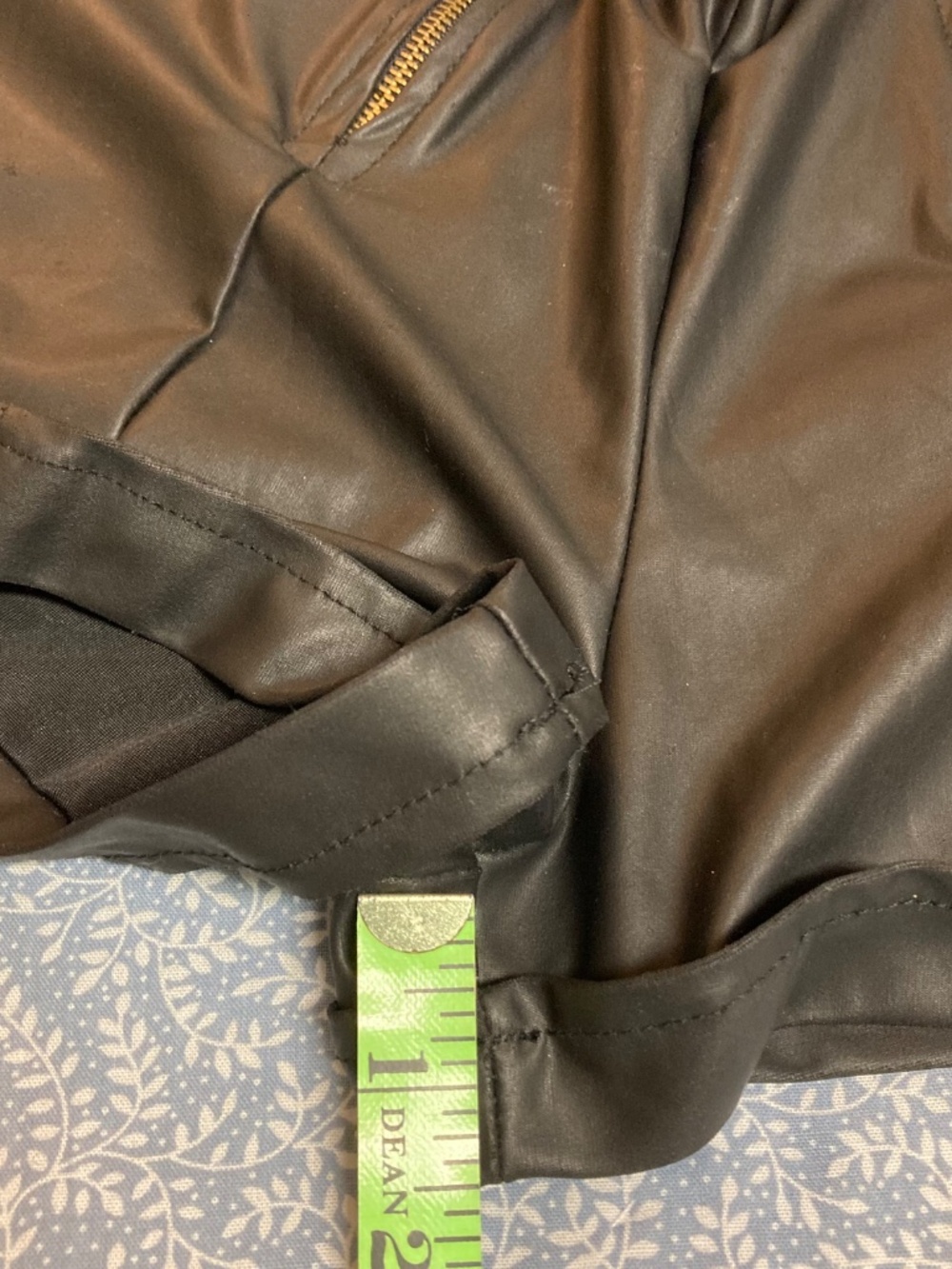 Faux Leather Hot Pants Short Shorts Black Size Small - Picture 8 of 11